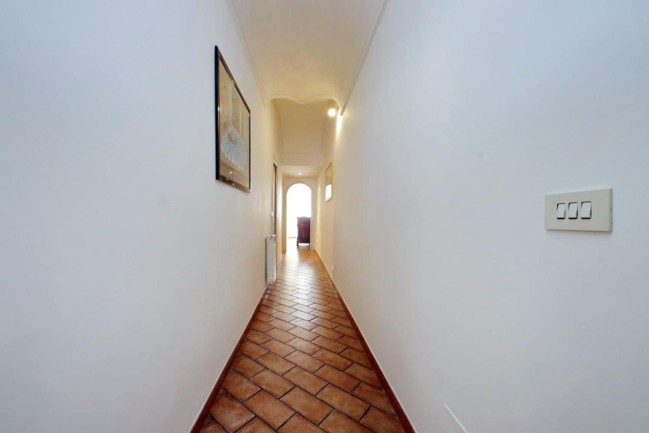 Suity I Cozy Coronari Apartment Rome Bagian luar foto