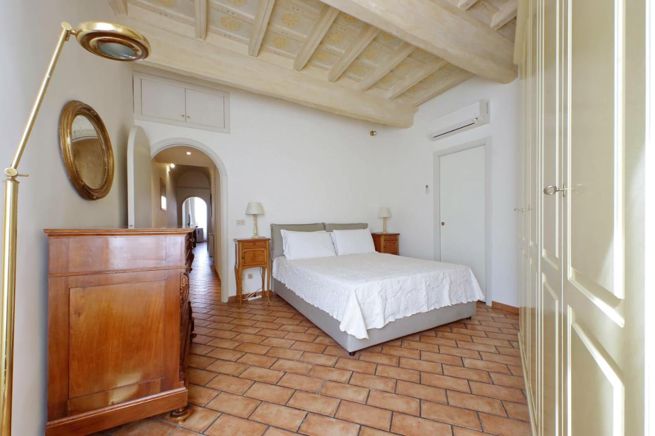 Suity I Cozy Coronari Apartment Rome Bagian luar foto